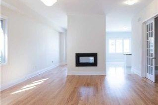 Dining room - 60 Starkweather Street, Aurora, ON L4G0Z2 Photo 3