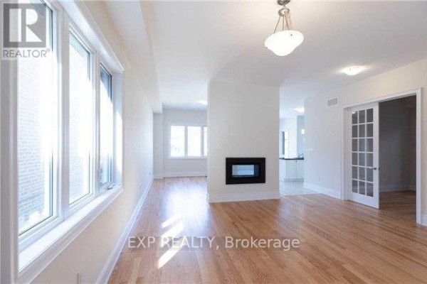 Eating area - 60 Starkweather Street, Aurora, ON L4G0Z2 Photo 4