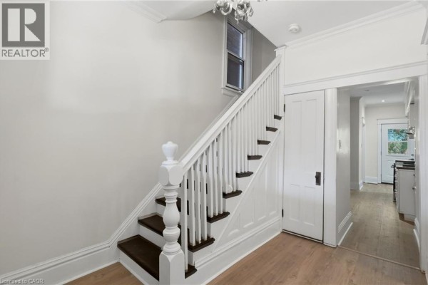 4pc Bathroom - 60 Stirton Street, Hamilton, ON L8L6E8 Photo 3