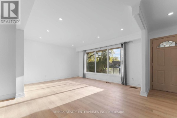 Bedroom 3 - 60 Wakelin Terrace, St  Catharines, ON L2M4K9 Photo 5