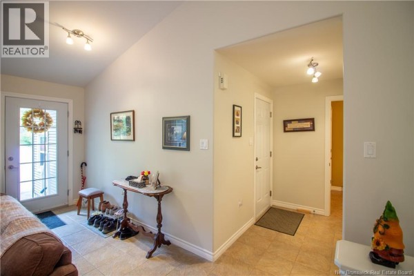 Family room - 60 Walker Crescent, Hampton, NB E5N5Z8 Photo 4