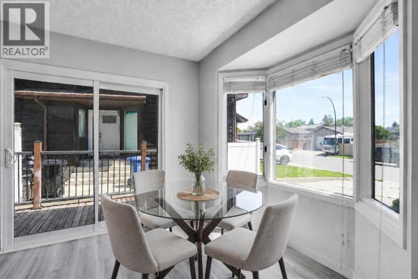 Kitchen - 60 Whitaker Close Ne, Calgary, AB T1Y5K3 Photo 4