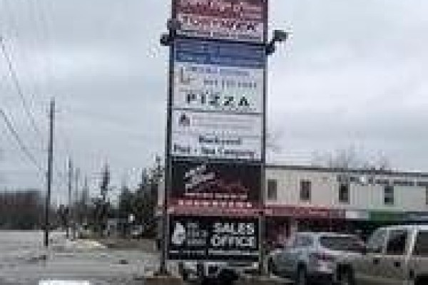 600 213 The Queensway Avenue S, Georgina, ON L4P2A3 Photo 2