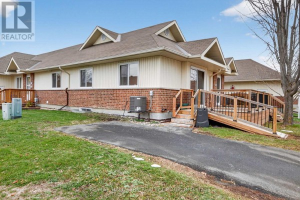 600 Sunbeam Private, Ottawa, ON, photo 3
