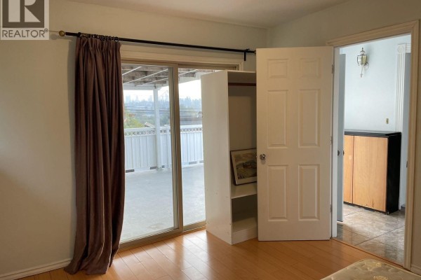 6000 Dawson Street, Burnaby, BC V5B2W6 Photo 5