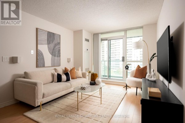 Living room - 601 - 17 Michael Power Place, Toronto, ON M9A5G5 Photo 2