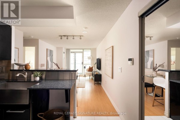 Dining room - 601 - 17 Michael Power Place, Toronto, ON M9A5G5 Photo 3