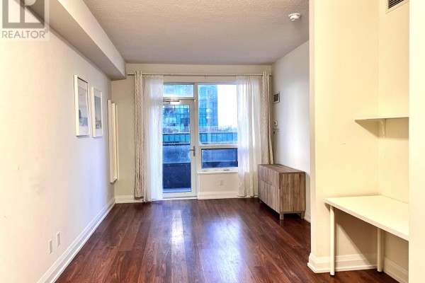 601 - 2 Anndale Drive, Toronto, ON M2N0G5 Photo 5