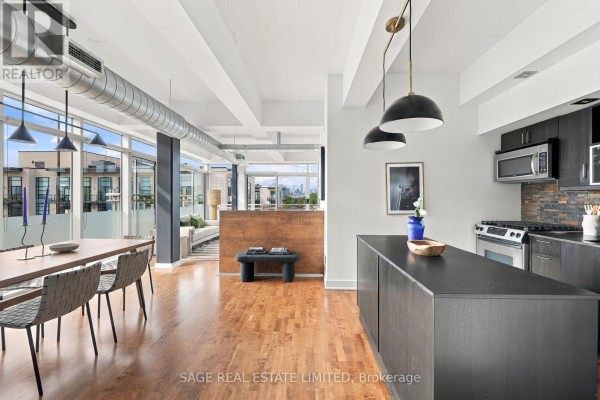Kitchen - 601 - 233 Carlaw Avenue, Toronto, ON M4M3N6 Photo 2
