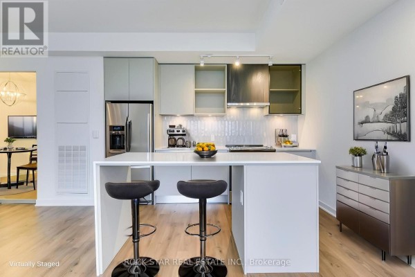 601 - 395 Dundas Street W, Oakville, ON, photo 3