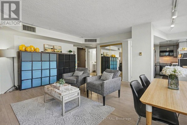 Primary Bedroom - 601 - 7 Broadway Avenue, Toronto, ON M4P3C5 Photo 5