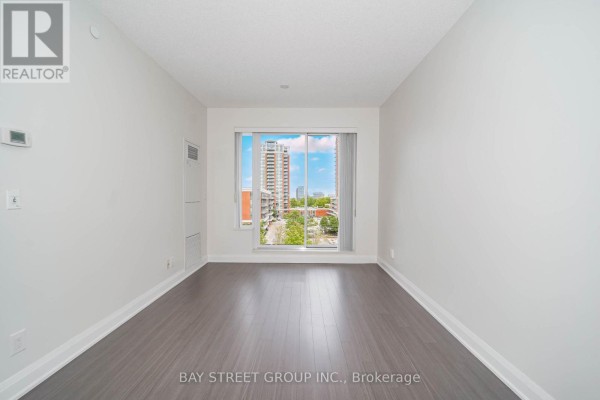601 - 8228 Birchmount Road, Markham, ON L3R1A6 Photo 4