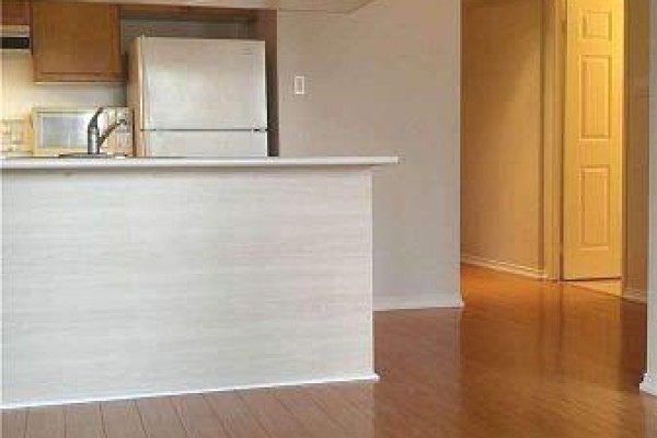 Primary Bedroom - 601 - 889 Bay Street, Toronto, ON M5S3K5 Photo 4