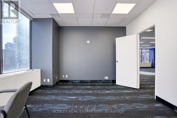 601 - 920 Yonge Street, Toronto, ON M4W3C7 Photo 2