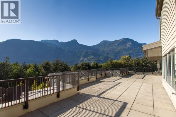 601 1212 Main Street, Squamish, BC V8B0P3 Photo 4