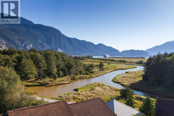 601 1212 Main Street, Squamish, BC V8B0P3 Photo 5