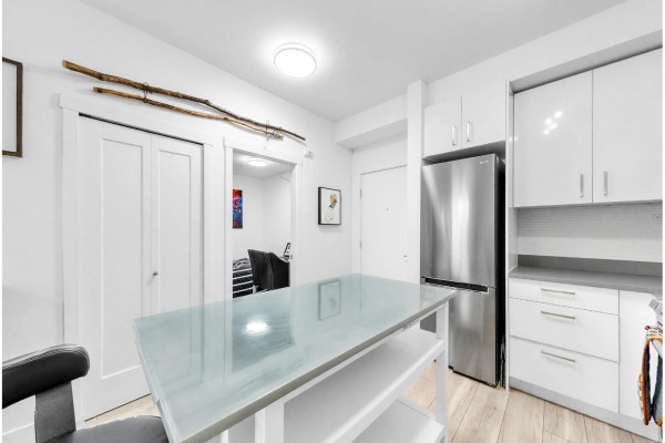 601 13978 Fraser Highway, Surrey, BC V3T0P2 Photo 4