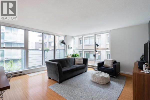 601 168 Powell Street, Vancouver, BC V6A0B2 Photo 4