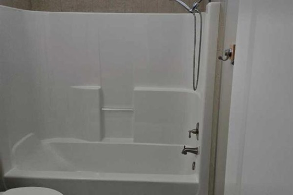 Laundry room - 601 3 Street, Fox Creek, AB T0H1P0 Photo 4