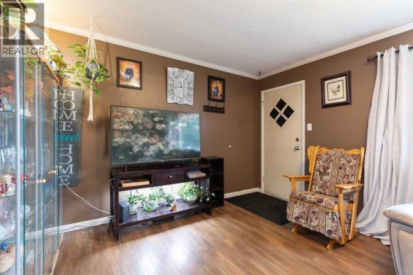 Bedroom - 601 3 Street Se, Redcliff, AB T0J2P0 Photo 3