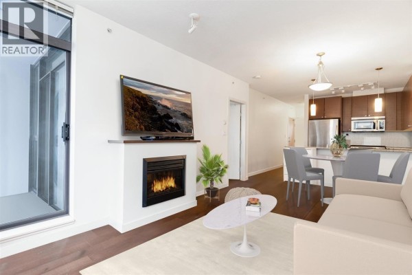 601 400 Capilano Road, Port Moody, BC V3H0E1 Photo 5