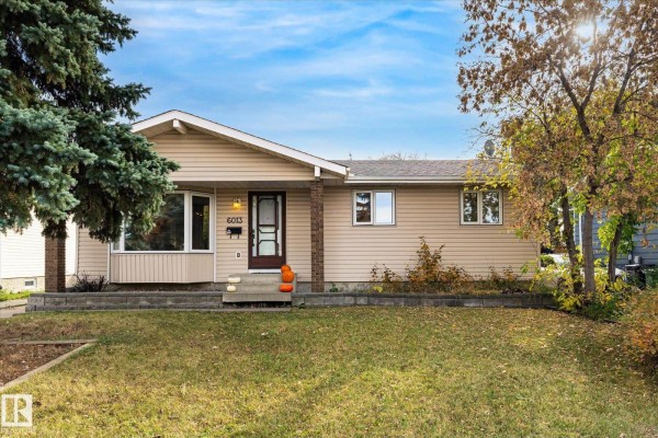 6013 34a Av Nw, Edmonton, AB, photo 2