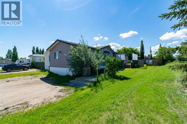 6013 54 Ave Close, Stettler, AB, photo 3
