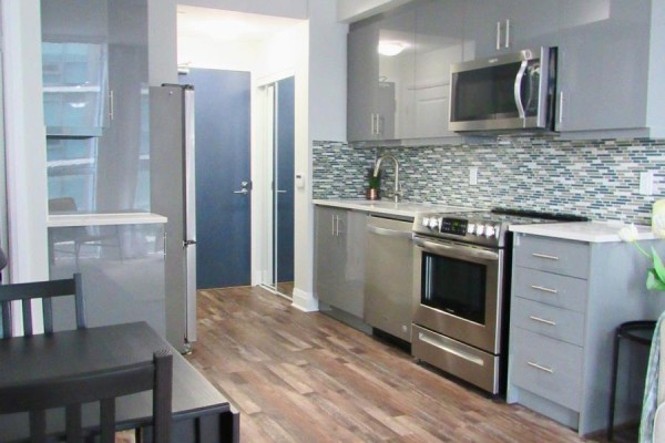 602 - 17 Zorra Street, Toronto, ON M8Z0C8 Photo 4
