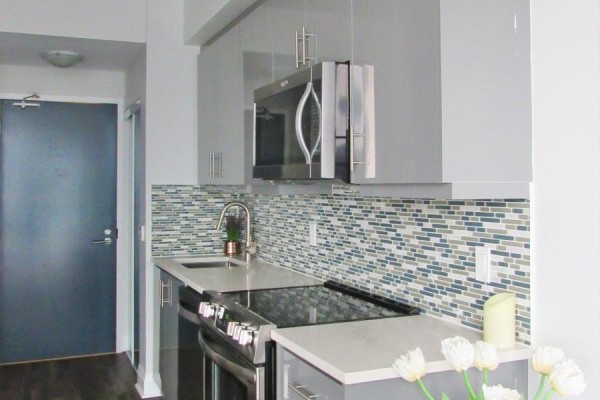 602 - 17 Zorra Street, Toronto, ON M8Z0C8 Photo 5