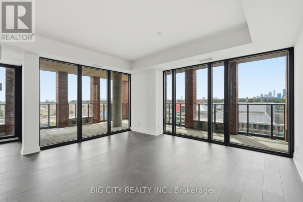 Living room - 602 - 25 Frederick Todd Way, Toronto, ON M4G0C9 Photo 3