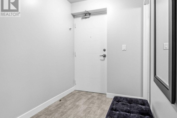 602 - 318 Spruce Street, Waterloo, ON M5A2J5 Photo 4
