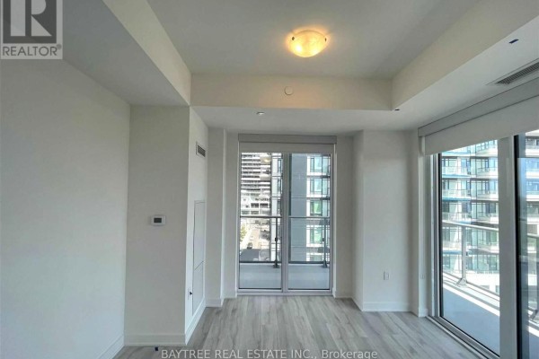 602 - 4675 Metcalfe Avenue, Mississauga, ON L5M0Z8 Photo 4