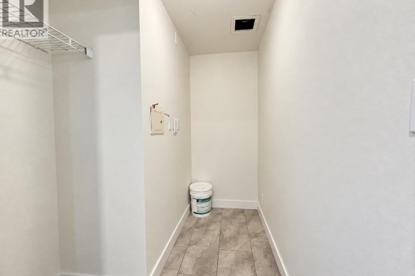 602 1331 W Georgia Street, Vancouver, BC V6E4P1 Photo 5