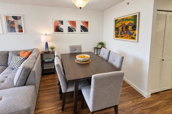 602 13353 108 Avenue, Surrey, BC V3T5T5 Photo 5
