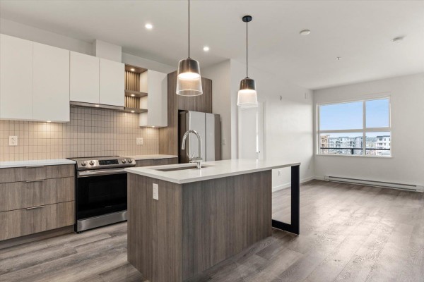 602 20695 Eastleigh Crescent, Langley, BC V3A0P7 Photo 5