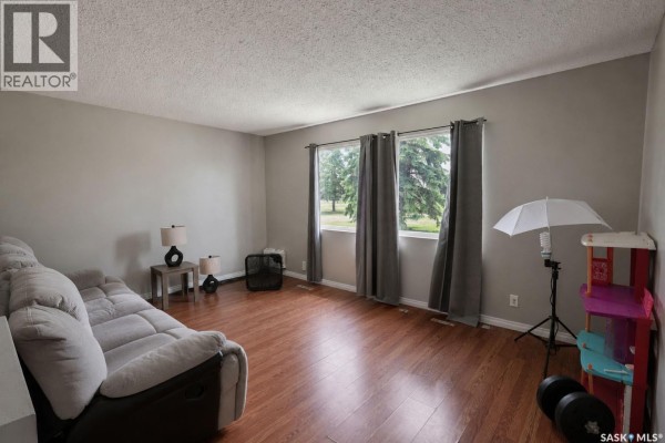 602 28th Street E, Prince Albert, SK, photo 3