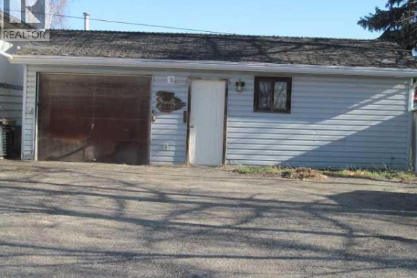 Bedroom - 602 5th Ave Avenue, Beaverlodge, AB T0H0C0 Photo 2