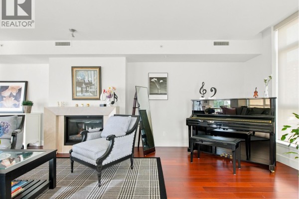 602 6080 Iona Drive, Vancouver, BC V6T0A4 Photo 5