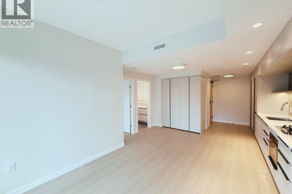 602 612 Elmwood Street, Coquitlam, BC V3J3W8 Photo 4