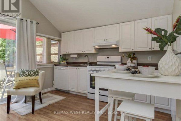 602 Annland Street, Pickering, ON L1W1A7 Photo 5