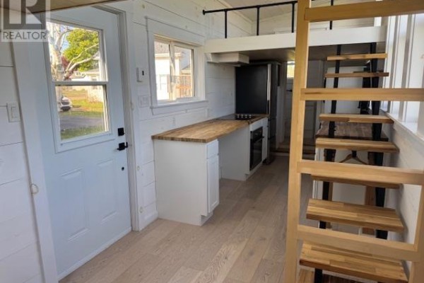 602 Water Street, Tiny Home, Summerside, PE C1N4H7 Photo 5
