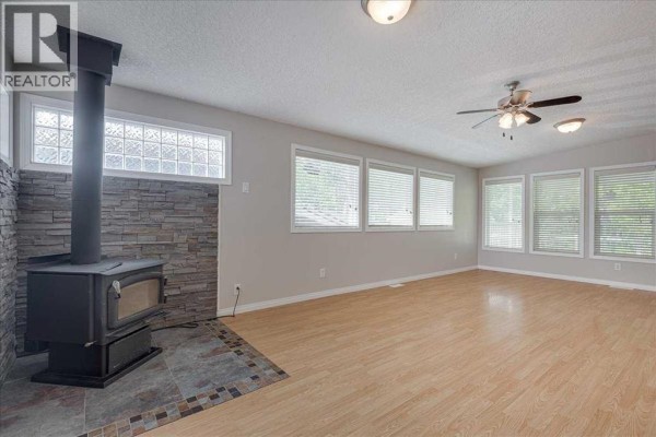 Kitchen - 6027, 35468 Range Road 30, Rural Red Deer County, AB T4G0M3 Photo 5