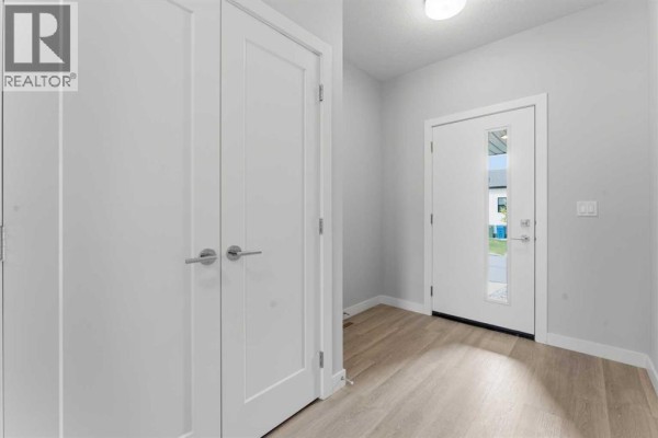 Dining room - 603, 201 Cooperswood Green Sw, Airdrie, AB T3B3Y6 Photo 4