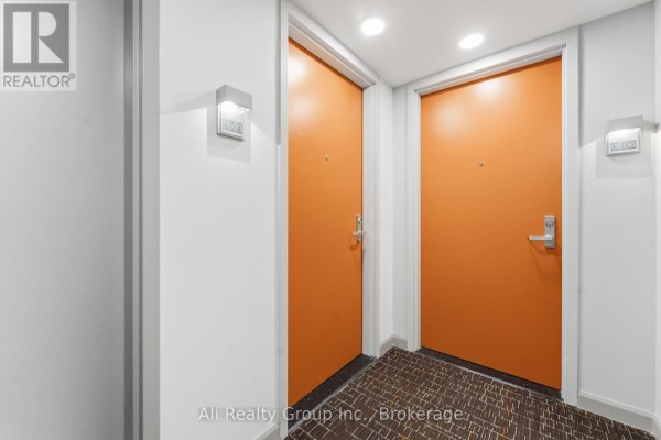 603 - 105 Champagne Avenue S, Ottawa, ON, photo 2
