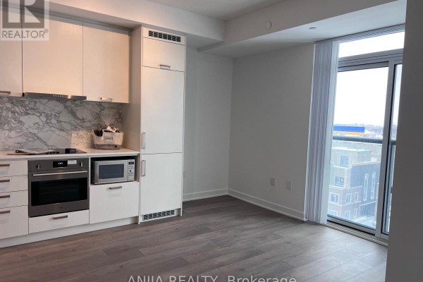 603 - 38 Honeycrisp Crescent, Vaughan, ON L4K0M8 Photo 5