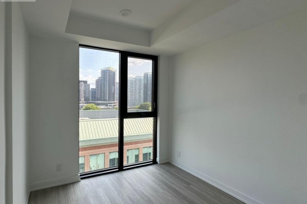 603 - 699 Sheppard Avenue E, Toronto, ON M2K0J5 Photo 4