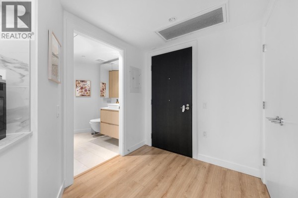 603 1500 Fern Street, North Vancouver, BC V7J0E6 Photo 2