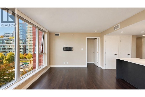 603 1618 Quebec Street, Vancouver, BC V6A0C5 Photo 3