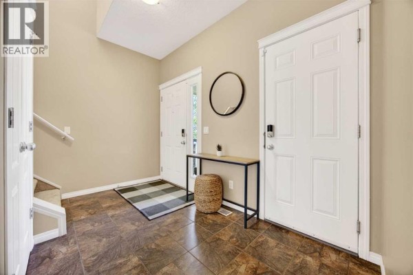 603 600 Carriage Lane Place, Carstairs, AB, photo 2