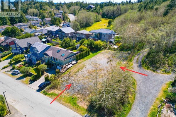 603 Pfeiffer Cres, Tofino, BC V0R2Z0 Photo 3
